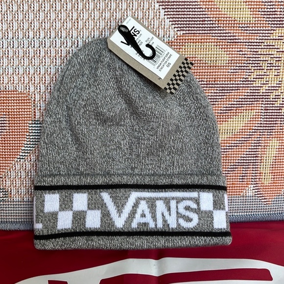 Vans Men’s - Women’s VNOA7UDFGRH
STACKTON STRIPE
OS Beanie - Picture 9 of 16